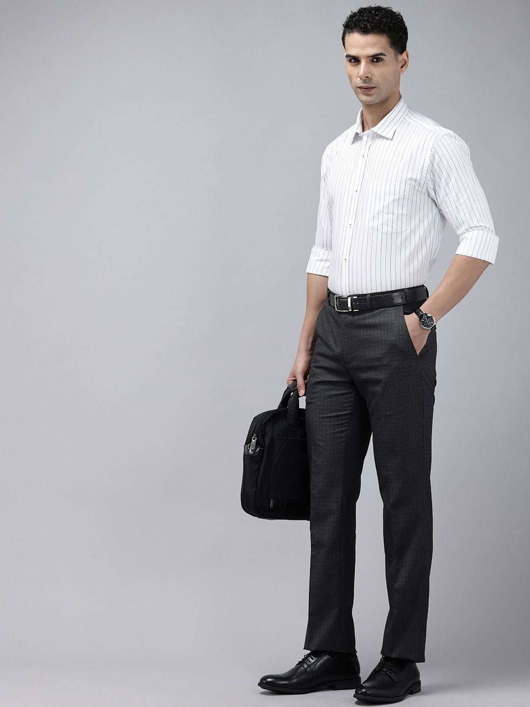Park Avenue Men Checked Formal Trousers