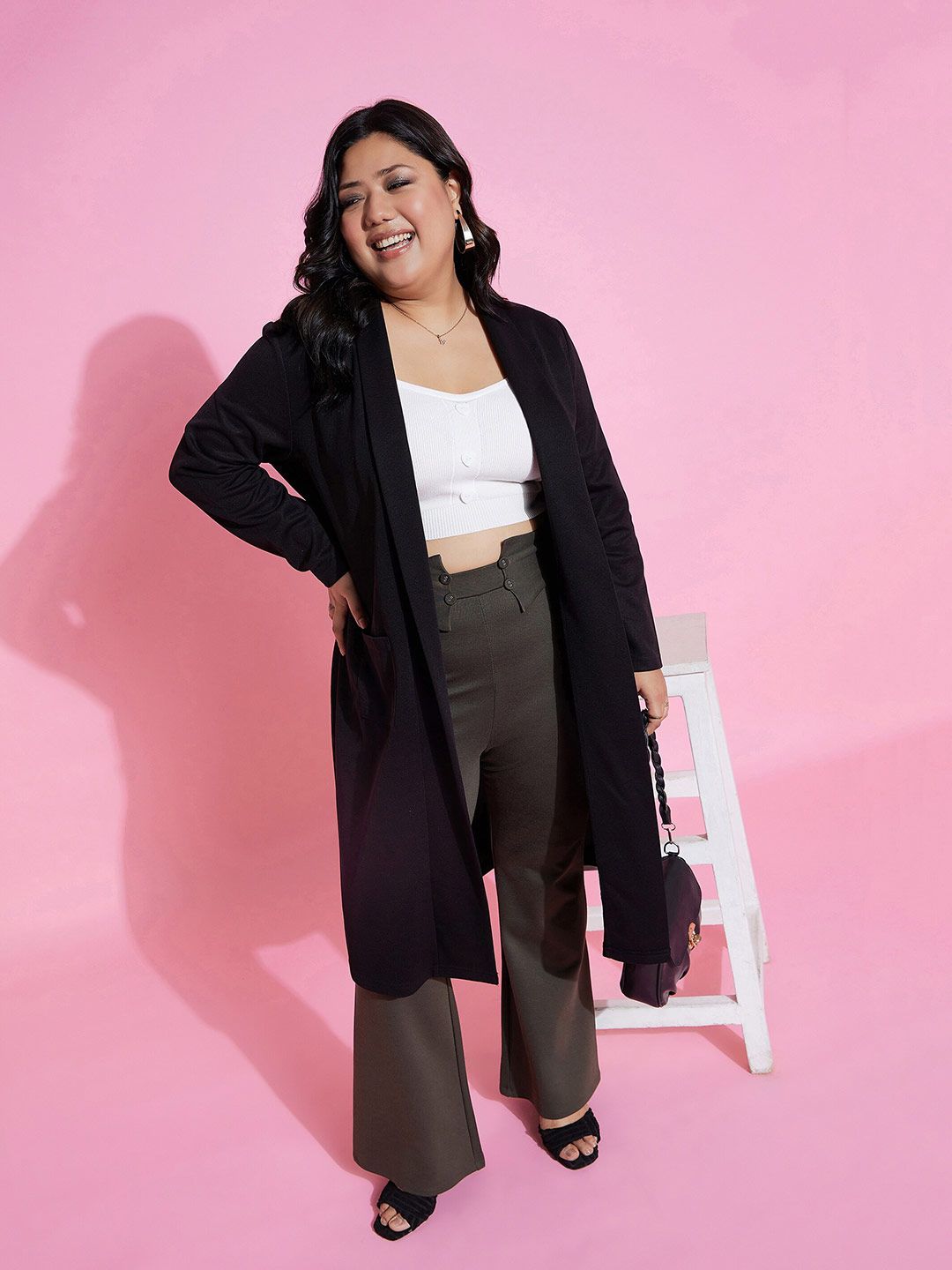 SASSAFRAS Curve Plus Size Longline Open Front Shrug