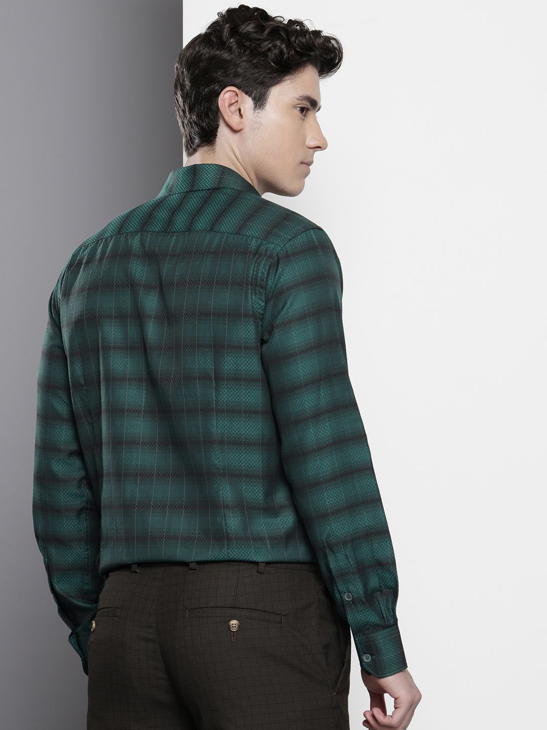 The Indian Garage Co. X Luxe Slim Fit Checked Formal Shirt