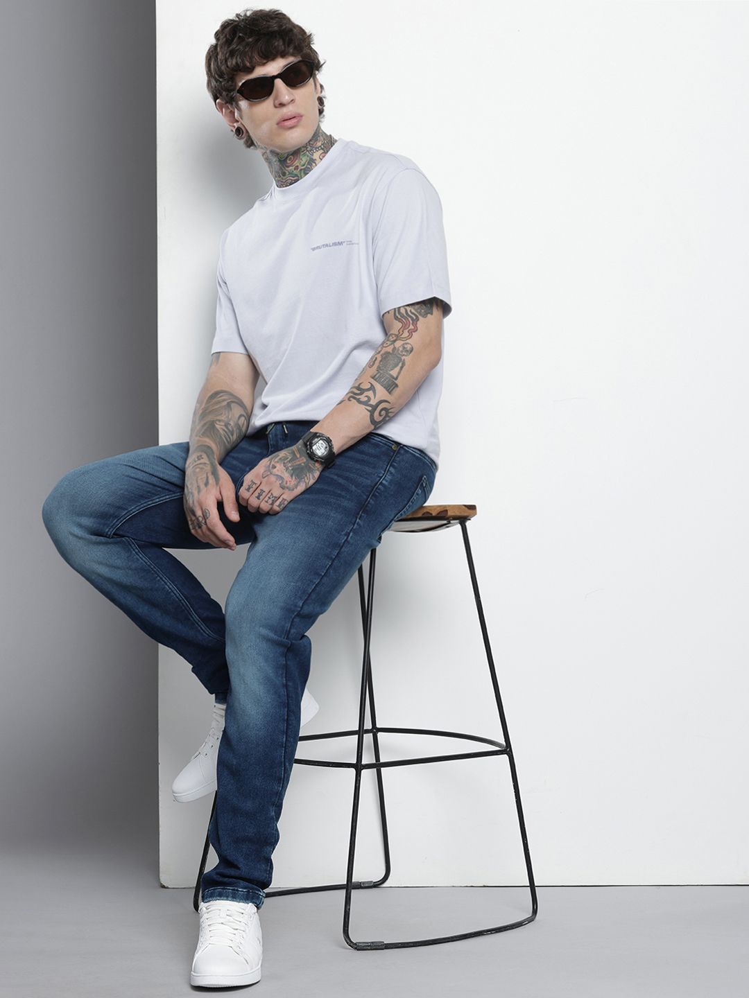 The Indian Garage Co Men Heavy Fade Stretchable Jeans
