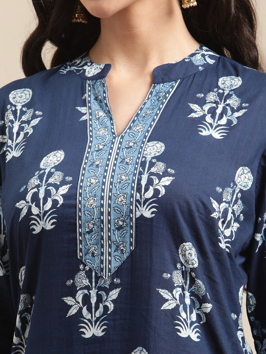 Varanga Women Blue Ethnic Motifs Printed Kurta