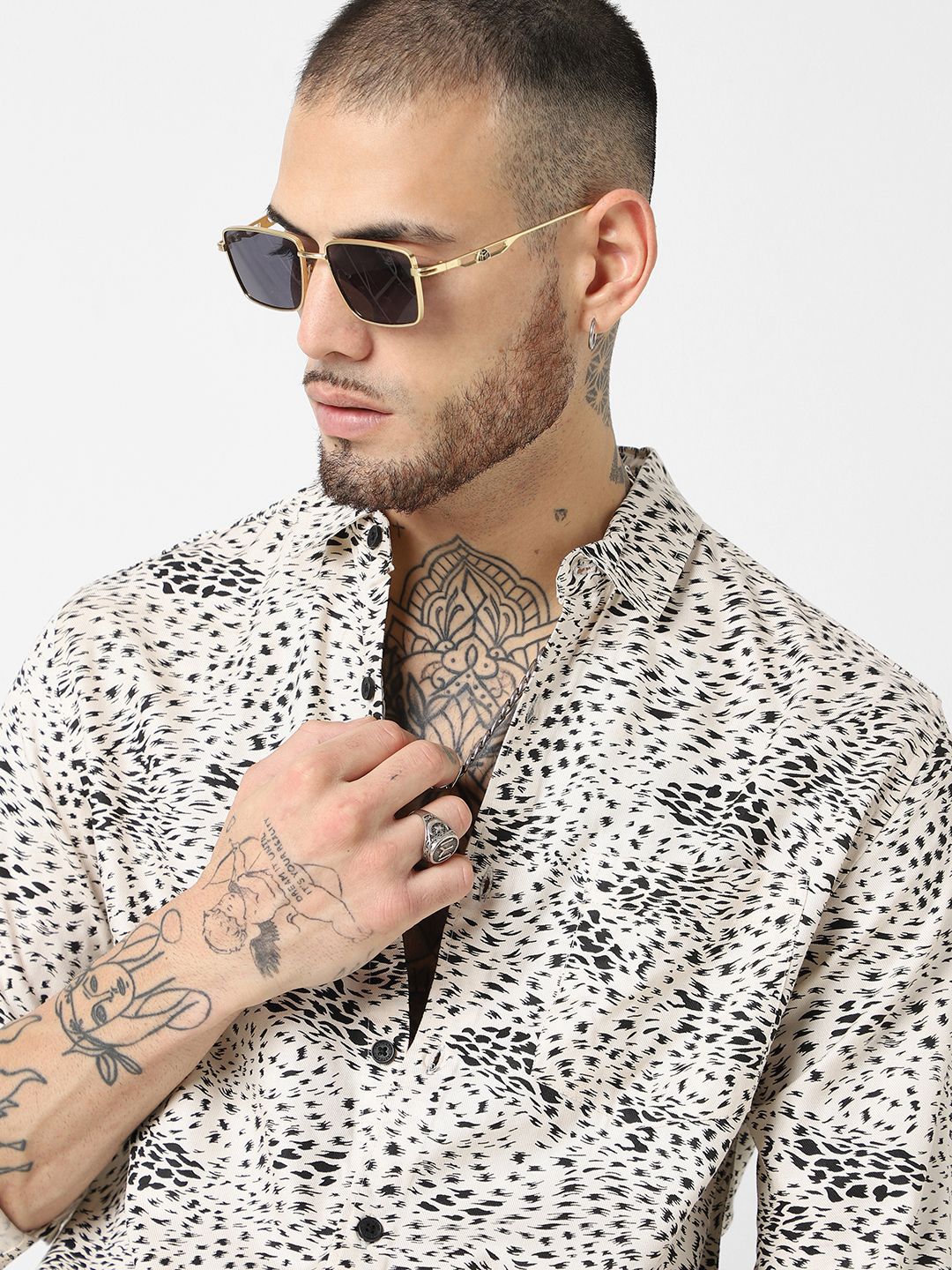 VASTRADO Classic Slim Fit Abstract Printed Casual Shirt