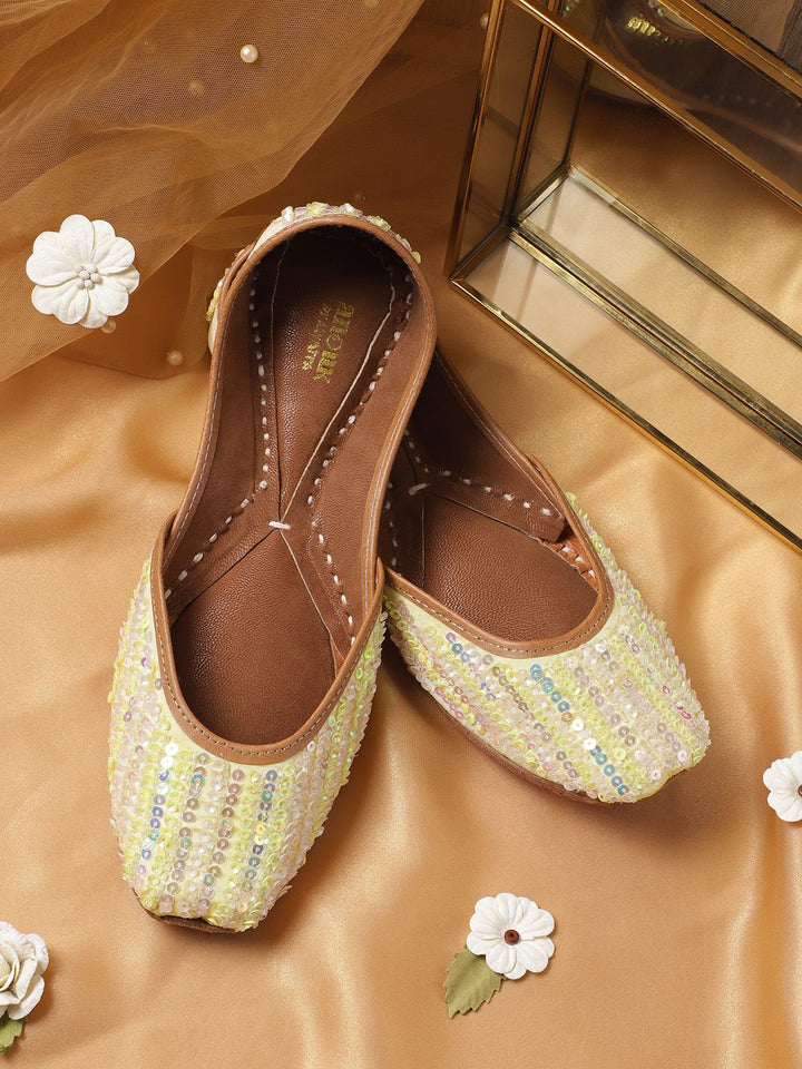 Anouk Women Sequinned Embellished Ethnic Mojaris
