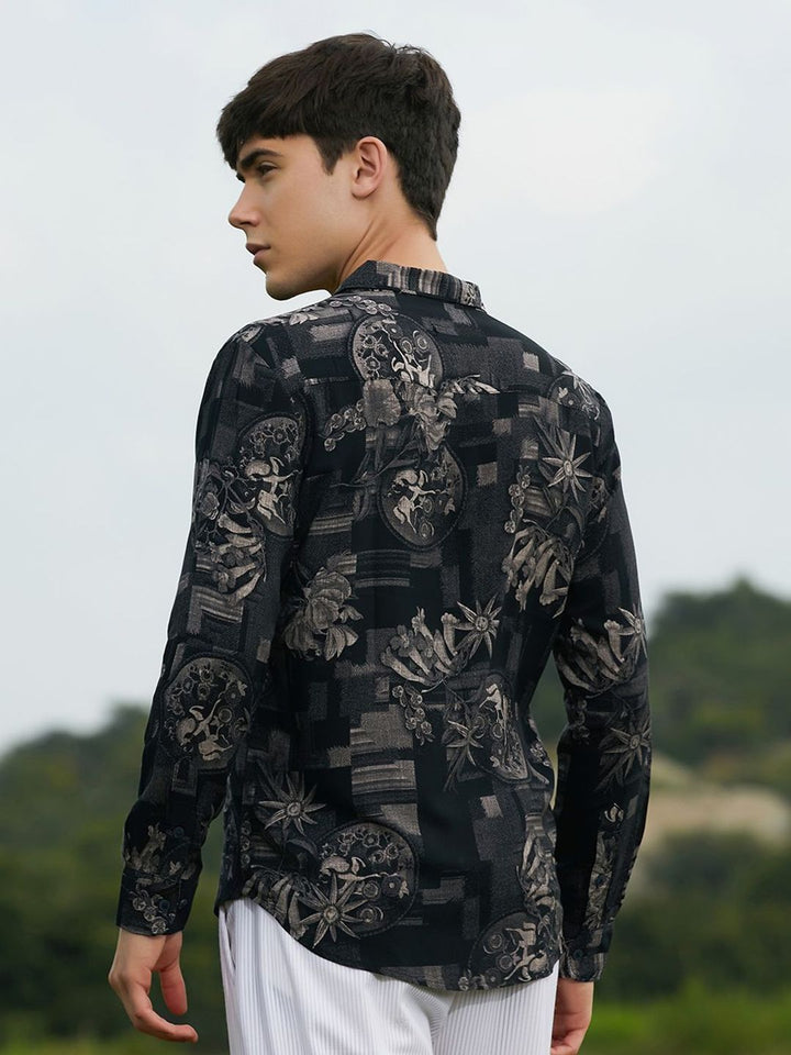 Campus Sutra Men Relaxed Fit Spread Collar Floral Printed Cotton Casual Shirt