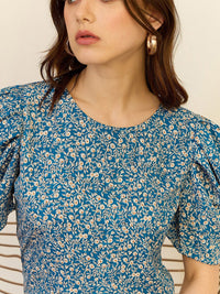Berrylush Floral Print Round Neck Short Puff Sleeves Top