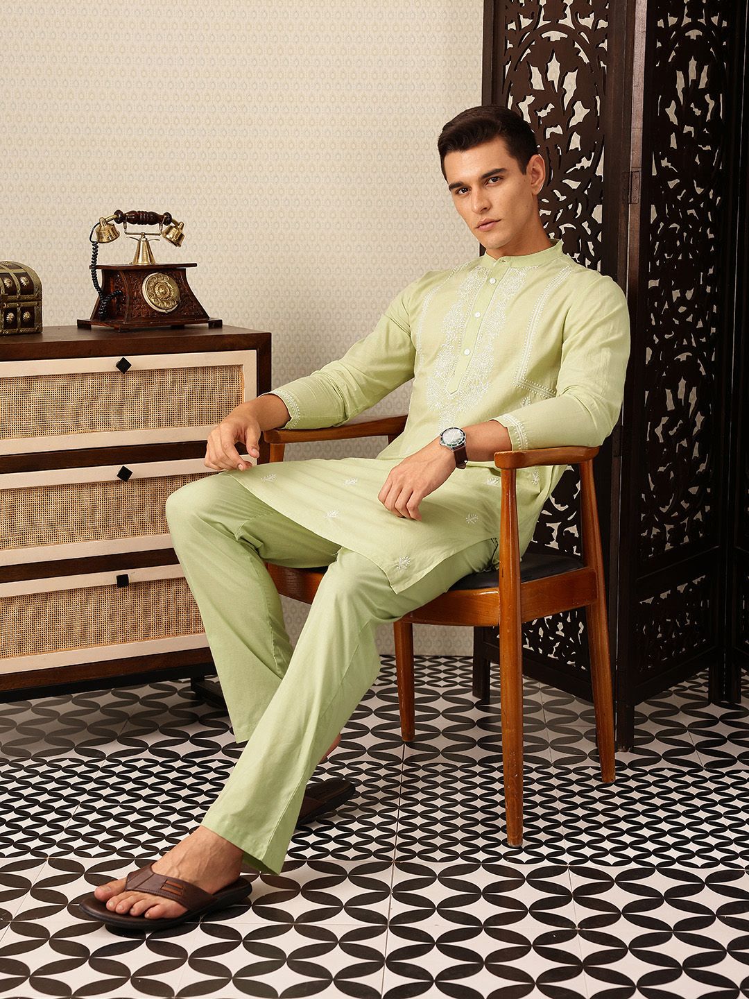 House of Pataudi Hand embroidered chikankari pure cotton Jashn kurta paired with matching pyjama trousers