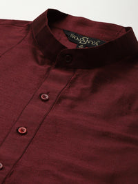 SOJANYA Men Solid Kurta with Churidar