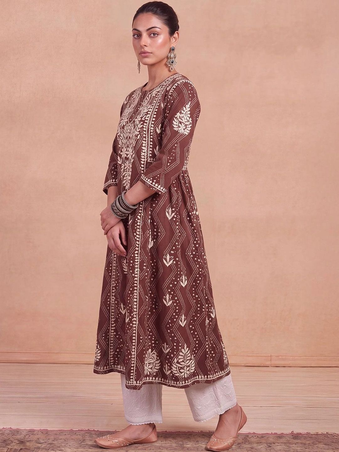 House of Chikankari Women Ethnic Motifs Embroidered Thread Work Kurta