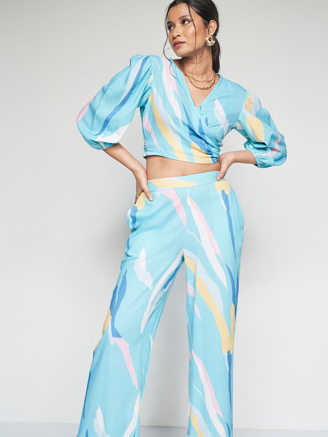 AND Printed V-Neck Puff Sleeves Top & Trouser