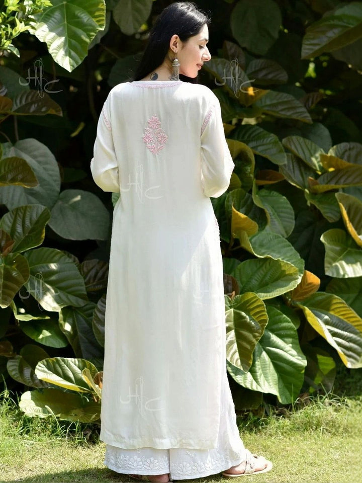 Rumah Wanita Chikankari Motif Etnik Bersulam Kurta Chikankari