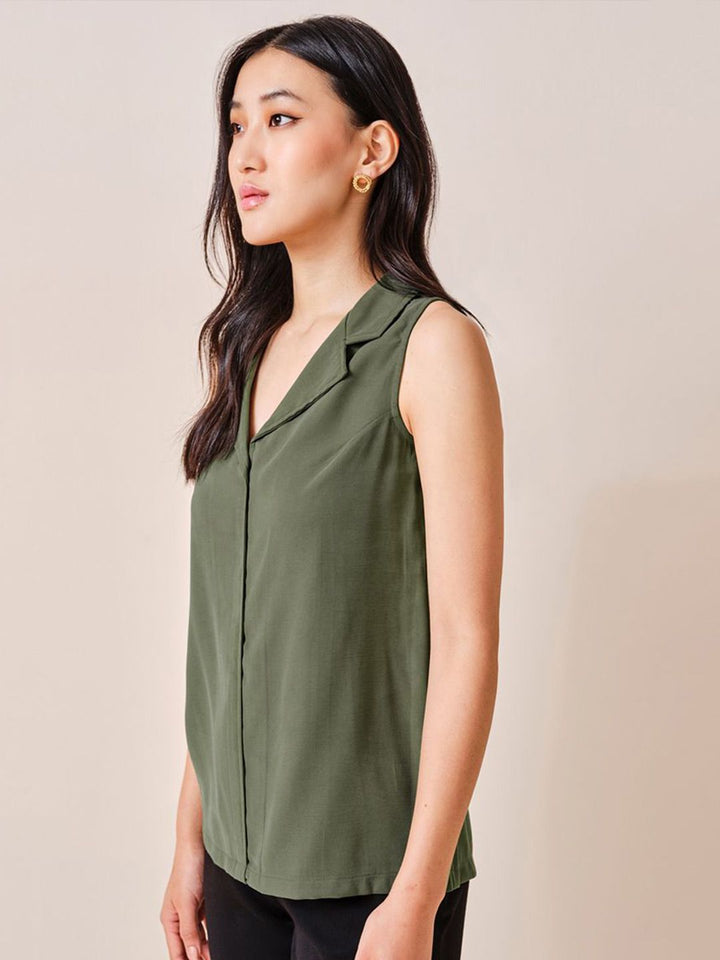AND Women Solid V-Neck Sleeveless Top