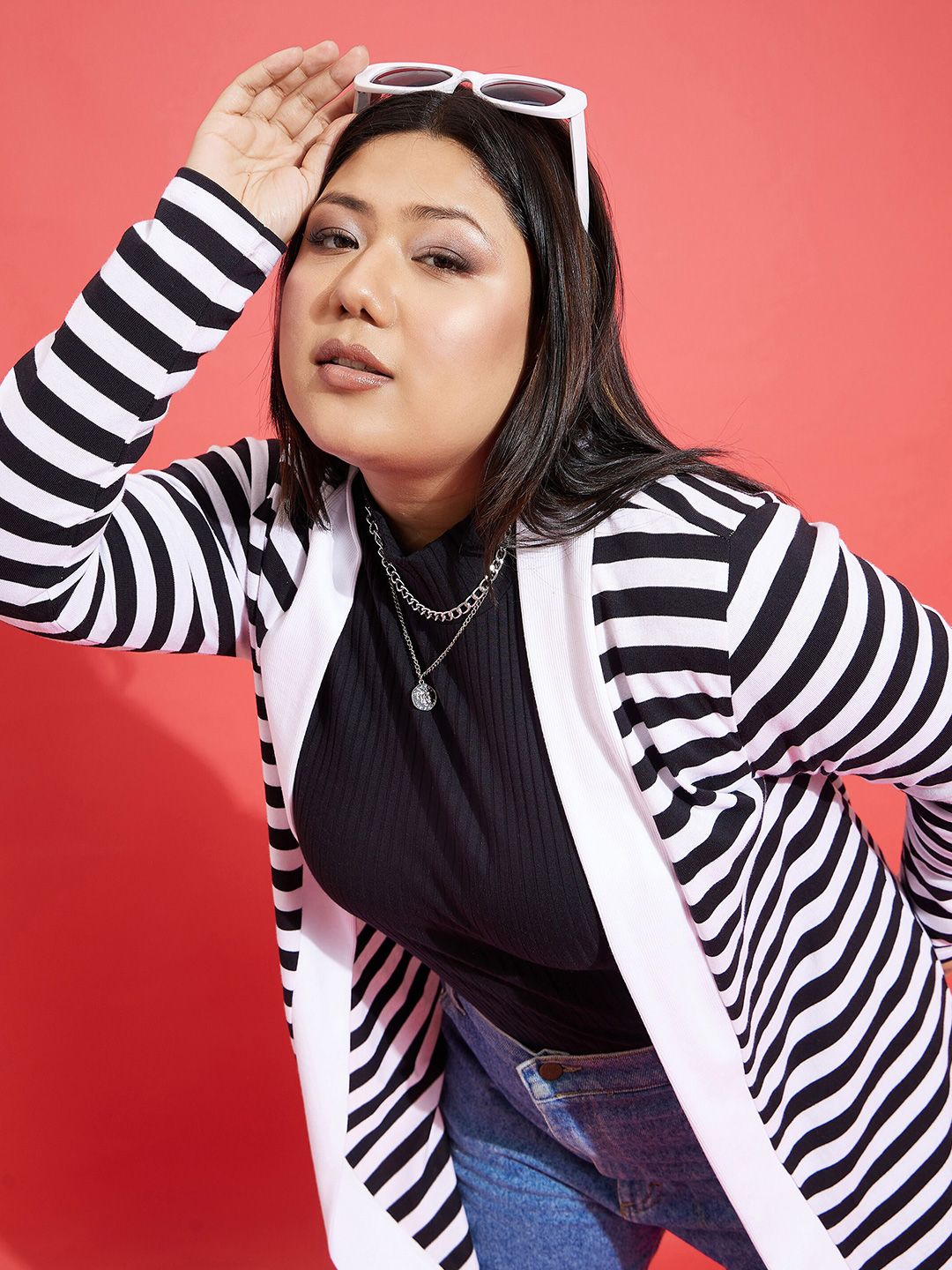 SASSAFRAS Curve Plus Size Striped Cotton Longline Open Front Shrug