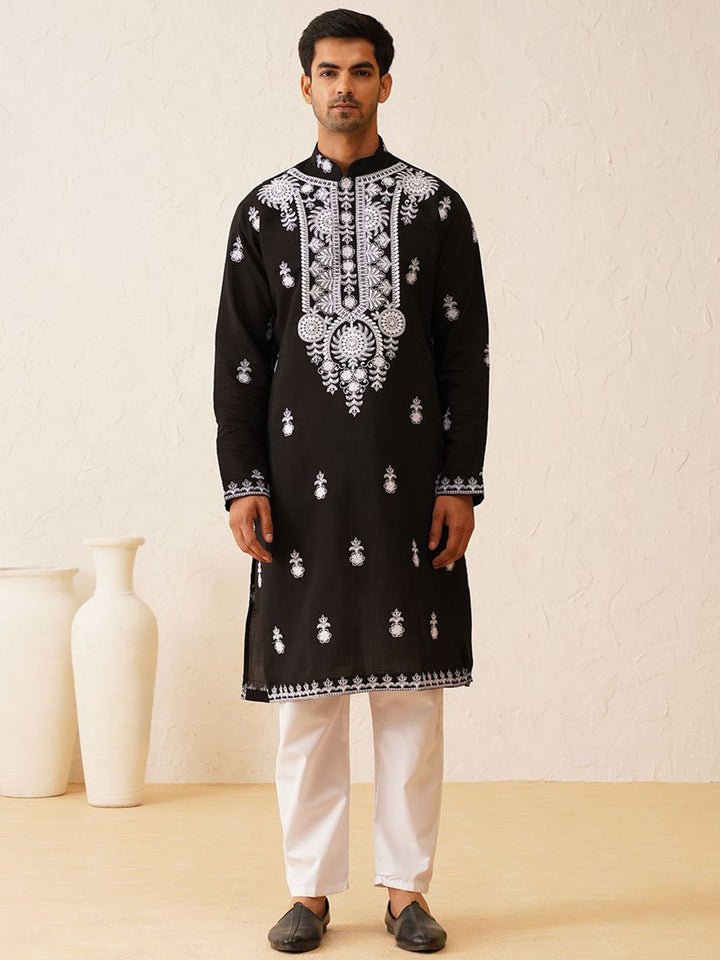 SOJANYA LUXE Motif Etnik Bersulam Benang Kerja Kurta Kapas Tulen dengan Piyama