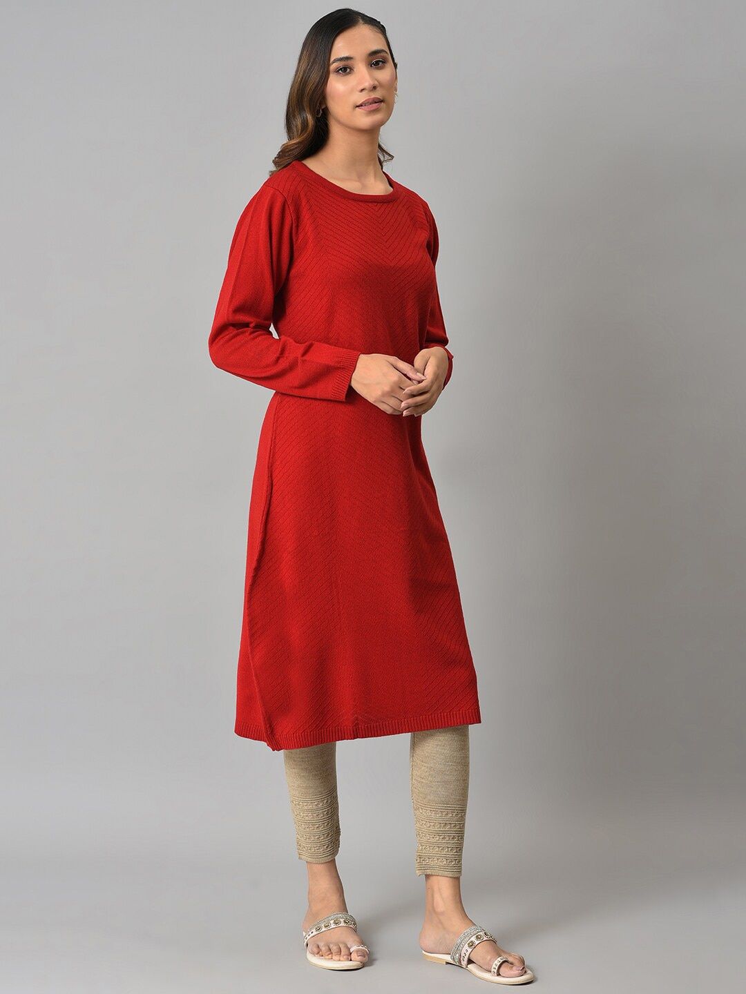 W Red Acrylic Sheath Midi Dress