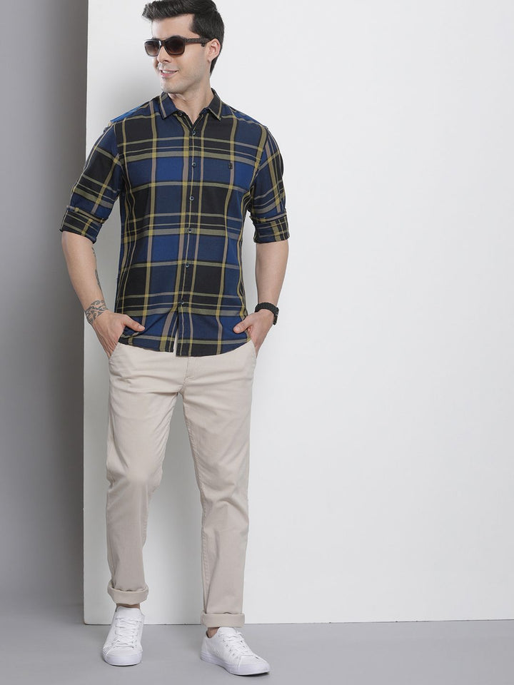The Indian Garage Co Men Blue & Black Checked Pure Cotton Casual Shirt