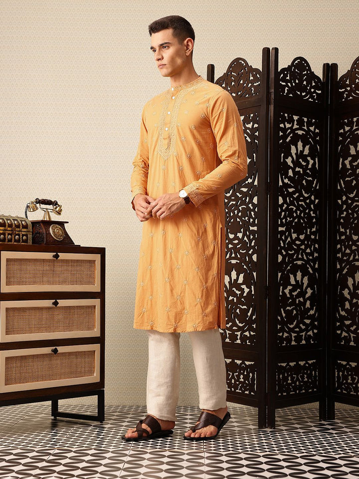 House of Pataudi Floral Embroidered Pure Cotton Jashn Kurta