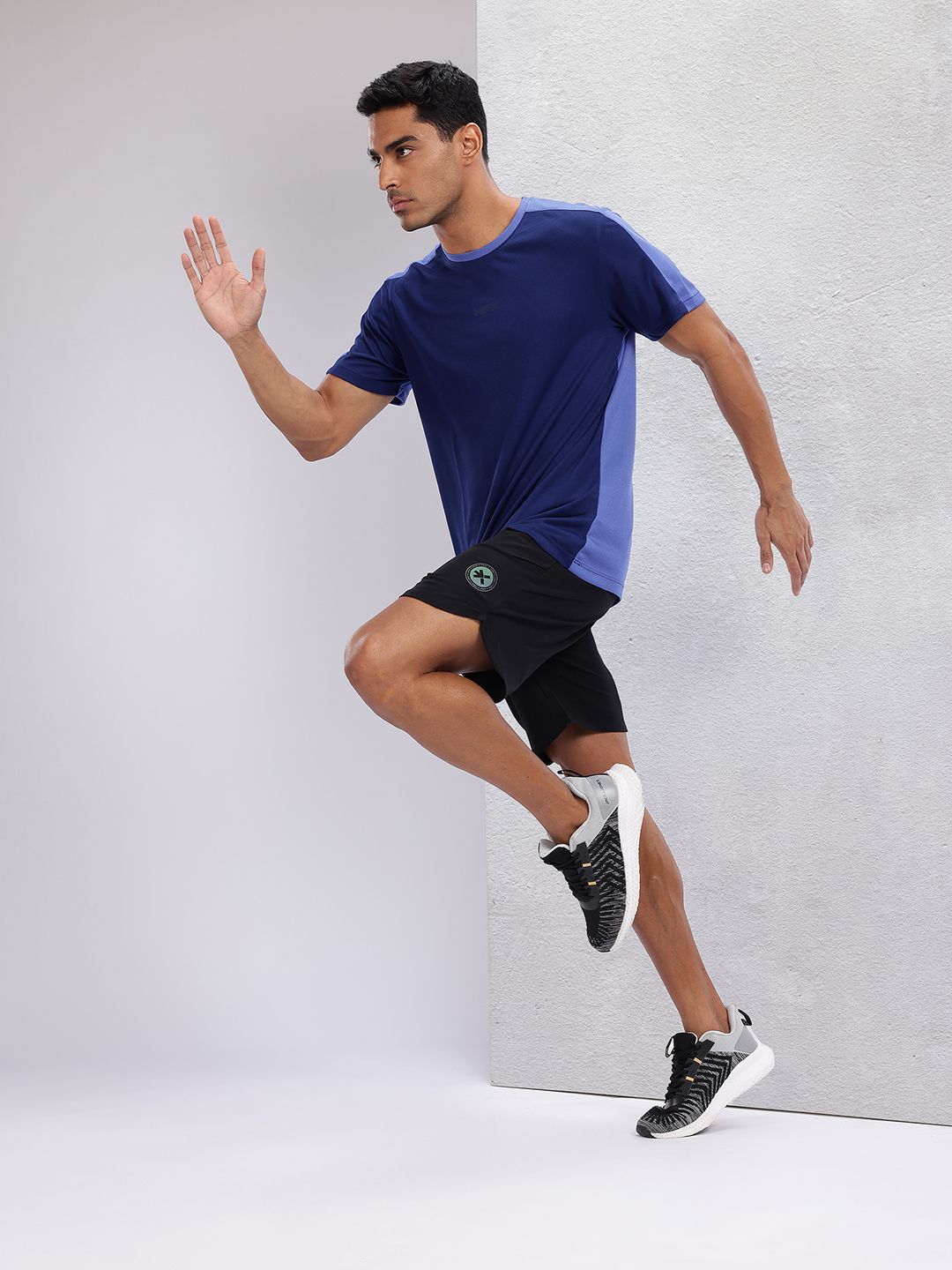 HRX by Hrithik Roshan Colourblocked Rapid-Dry Running T-shirt