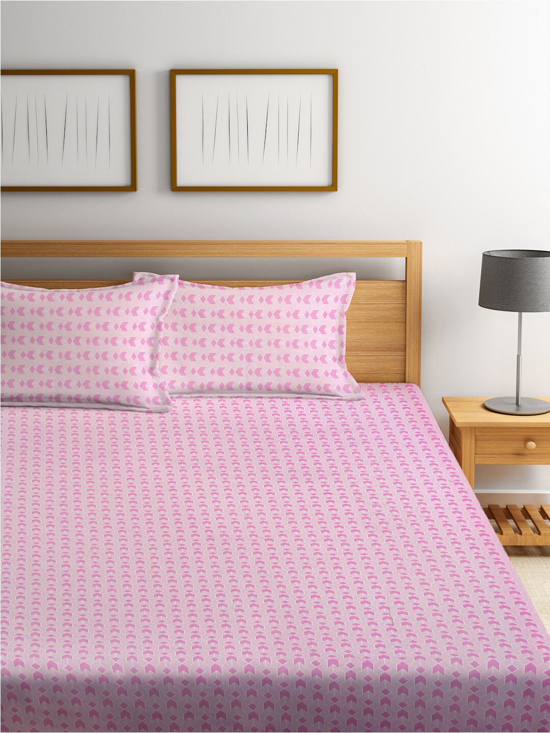 KLOTTHE Pink Geometric Cotton 300 TC King Fine Bedsheet with 2 Pillow Covers-98 x 87 inches