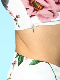 Berrylush Women Classic White Printed Top with Skirt