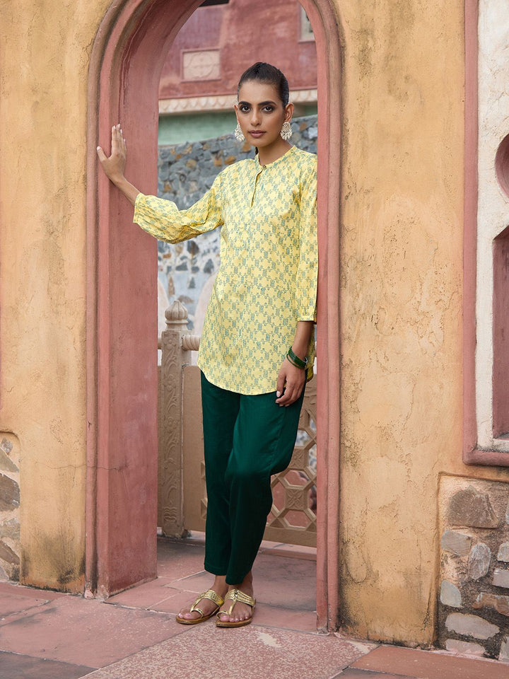 Rumah Wanita Chikankari Kurta Blok Tangan Kapas Kuning
