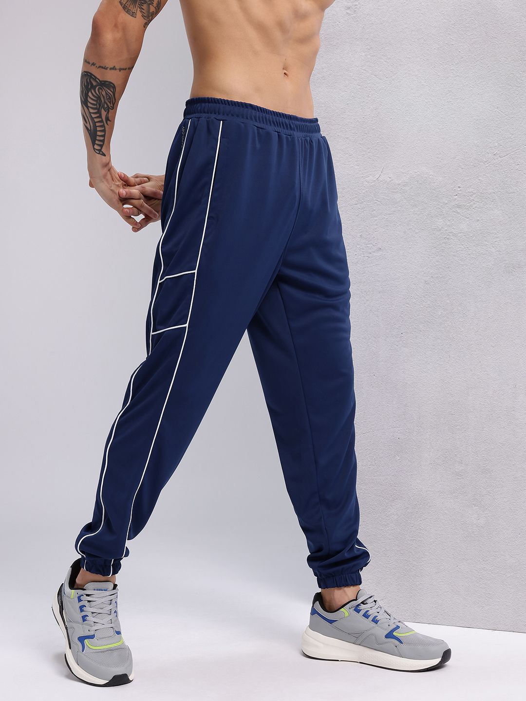 HRX by Hrithik Roshan Men Training Joggers