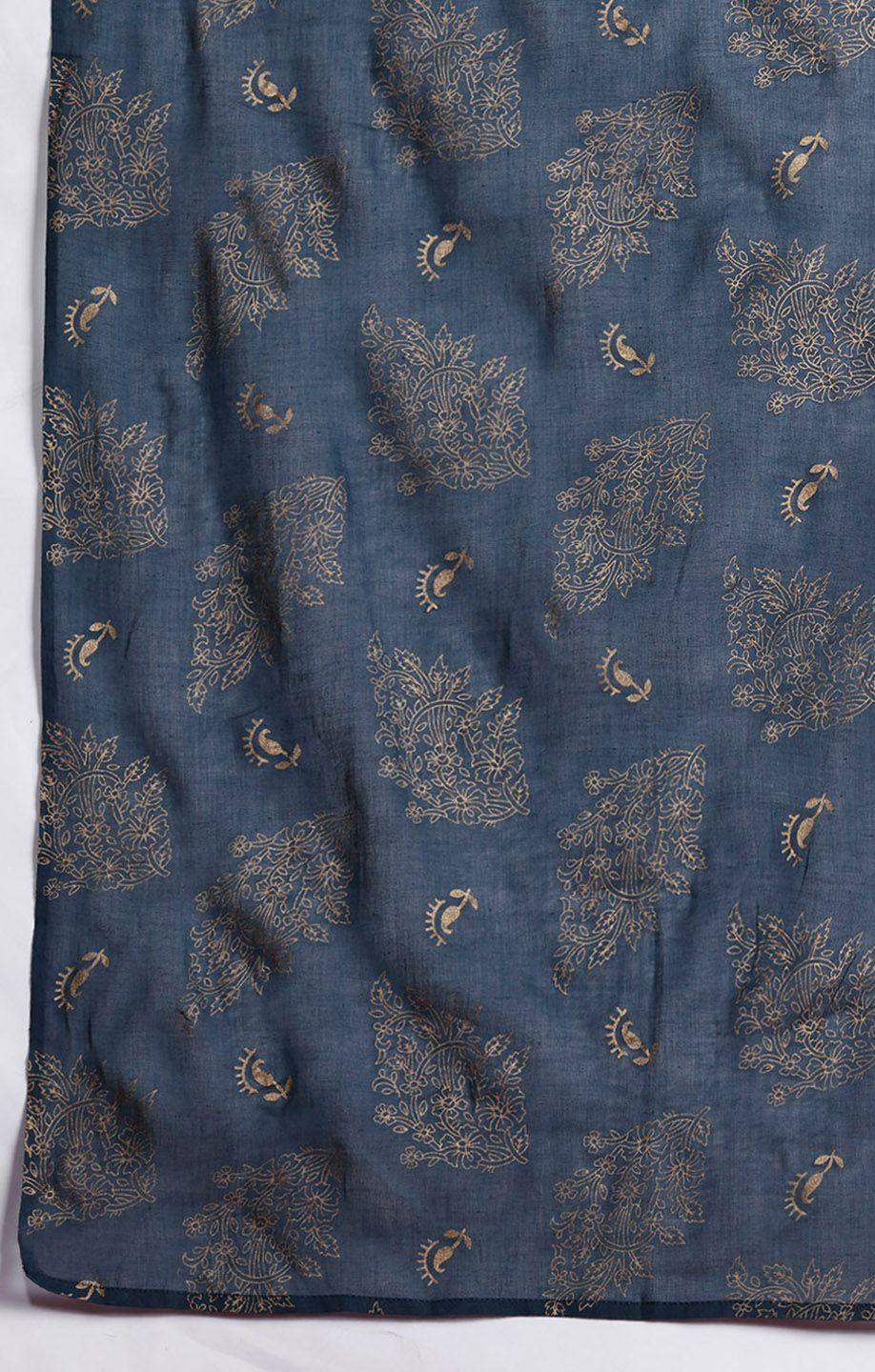 Anouk Tyohar Collection Paisley Print Pleated Kurti with Palazzos & Dupatta