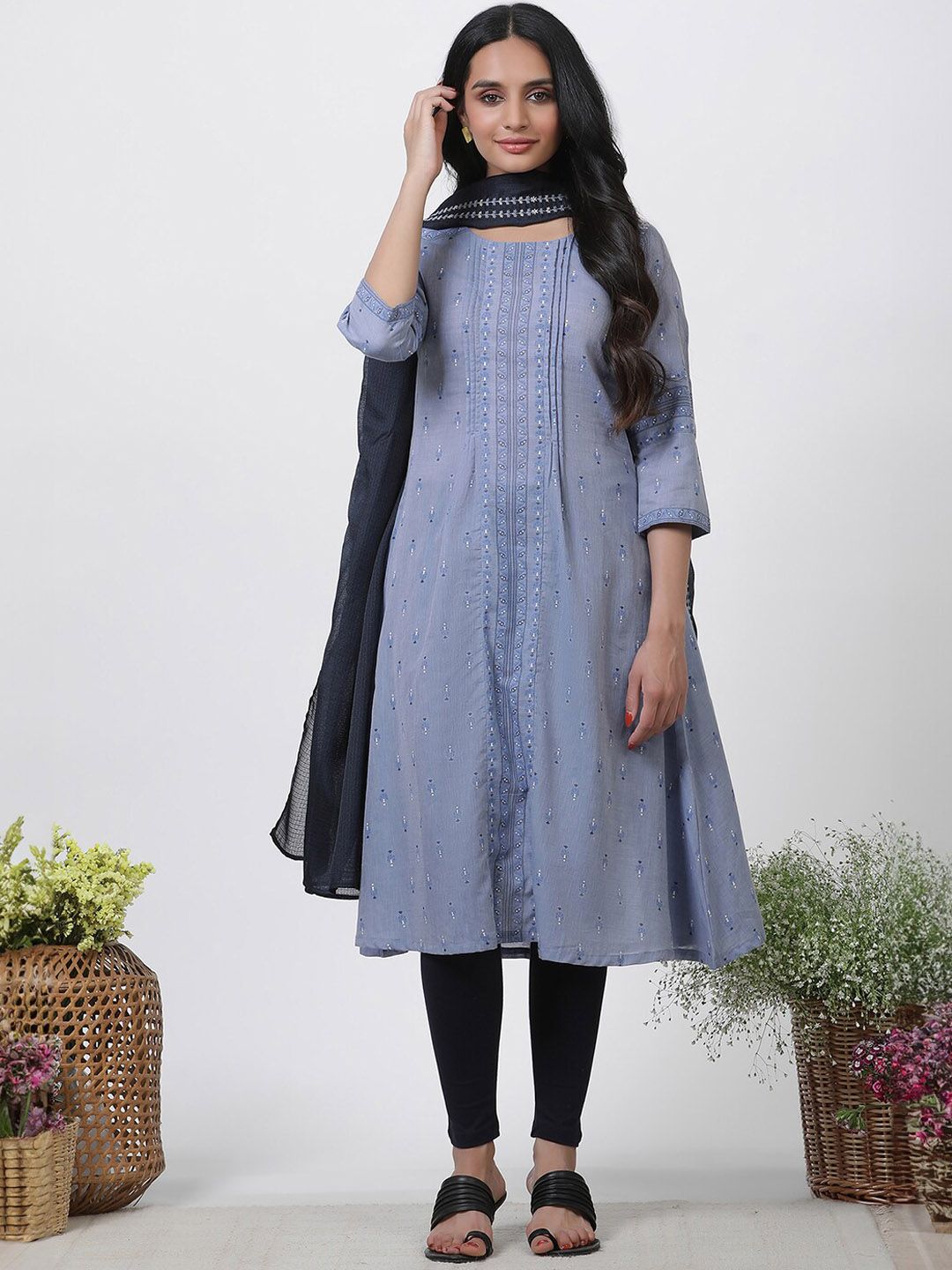 W Floral Embroidered Regular Thread Work Pure Cotton Kurta With Dupatta