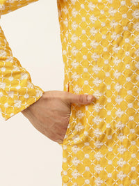 SOJANYA Men Yellow & White Embroidered Thread Work Kurta with Churidar & Nehru Jacket