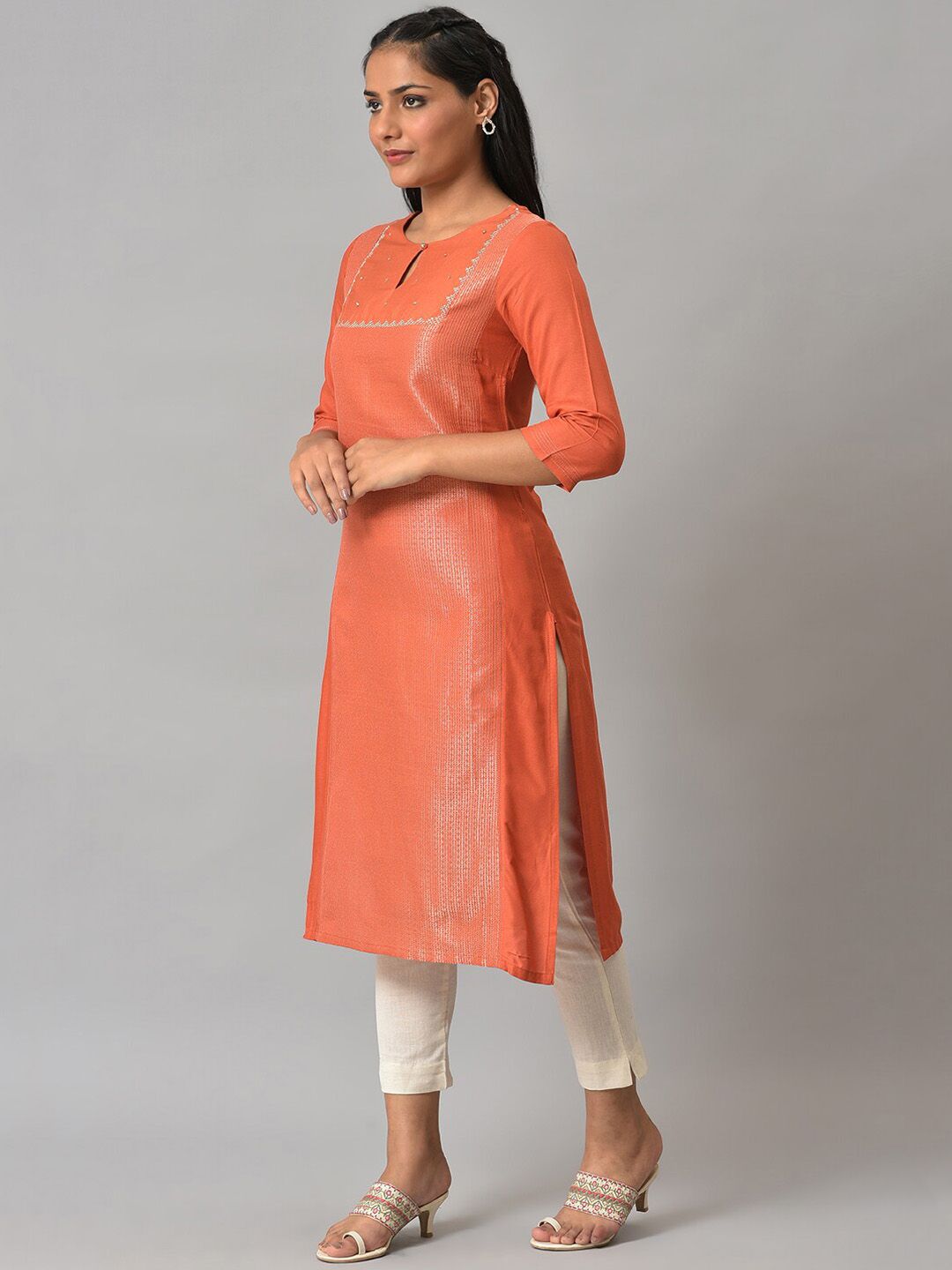 W Embellished Keyhole Neck Three-Quarter Sleeves Embellished Cotton Kurta