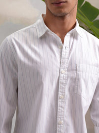 HIGHLANDER Classic White Slim Fit Vertical Striped Spread Collar Cotton Casual Shirt
