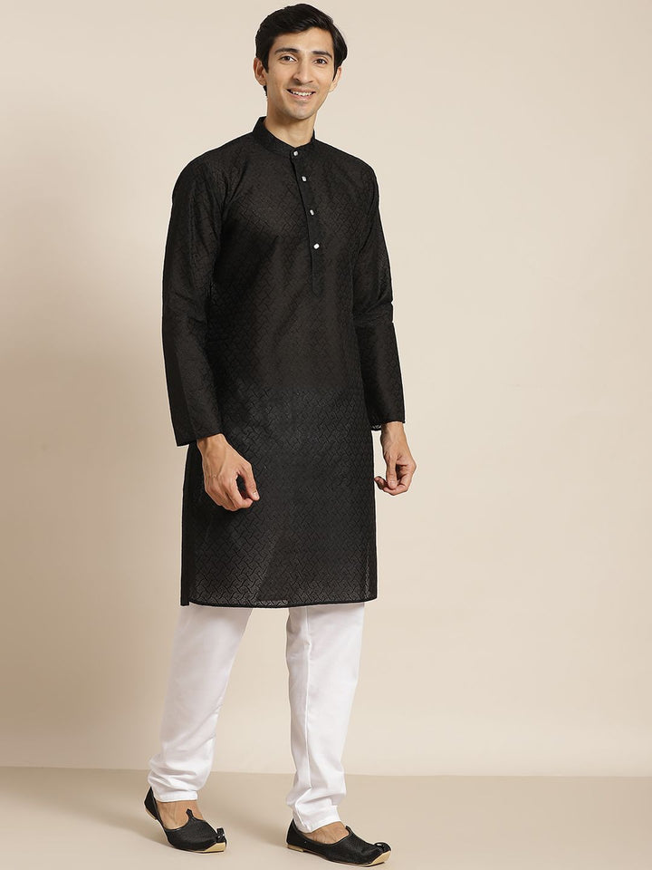 SOJANYA Lelaki Motif Etnik Hitam Chikankari Kurta Kapas Tulen dengan Jaket Churidar & Nehru