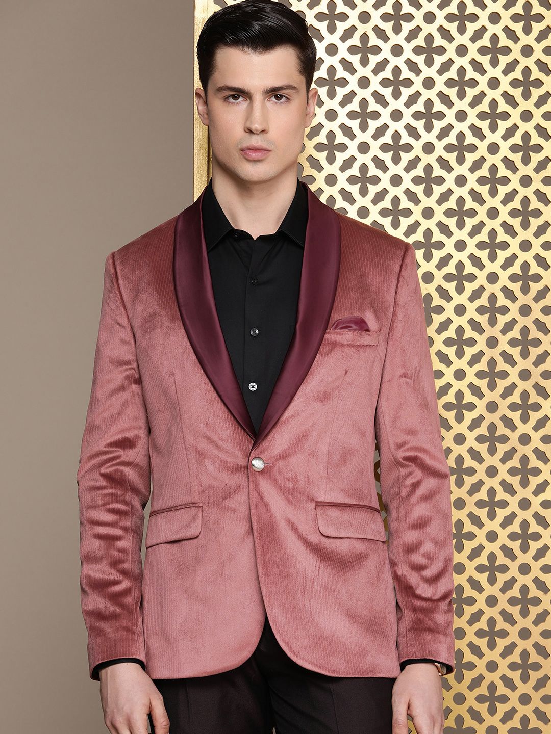 House of Pataudi Tailored Fit Striped Velvet Finish Single-Breasted Party Blazer