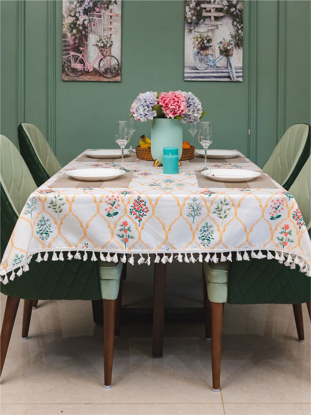 URBAN SPACE White & Green Printed 6-Seater Table Cover