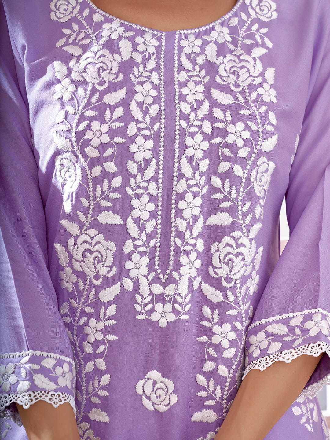 Anouk Floral Embroidered Round Neck Chikankari Straight Kurta