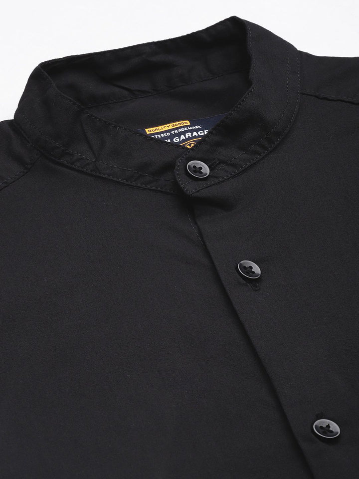 The Indian Garage Co Men Black Cotton Casual Shirt