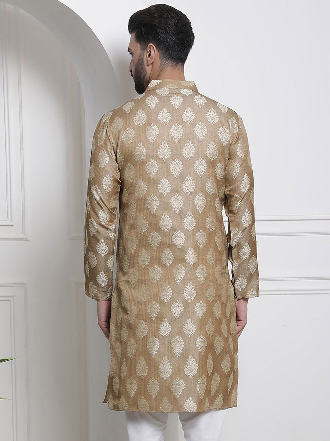 SOJANYA Mandarin Collar Zari Ethnic Motifs Printed Kurta