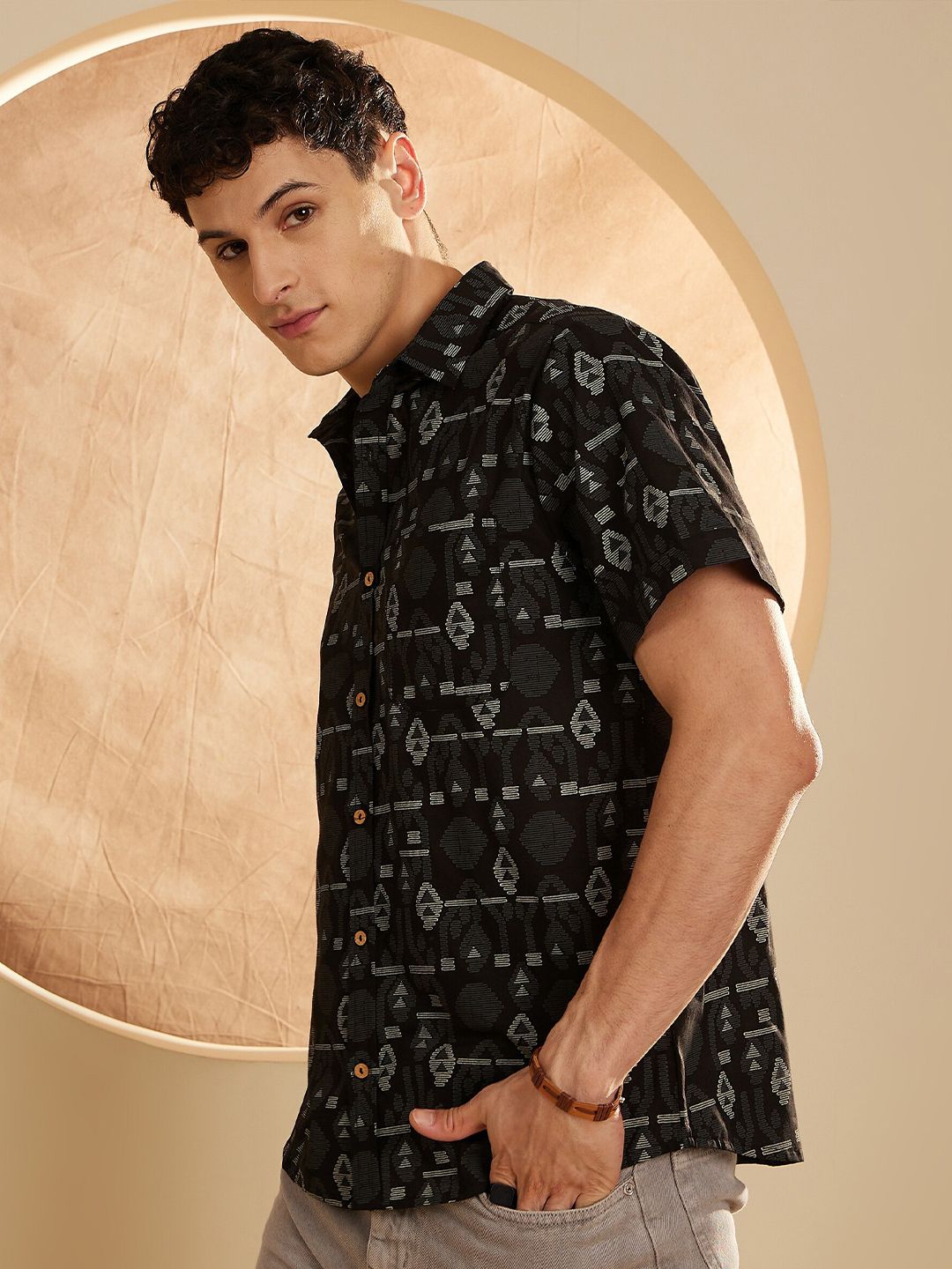 DENNISON Smart Geometric Printed Cotton Casual Shirt