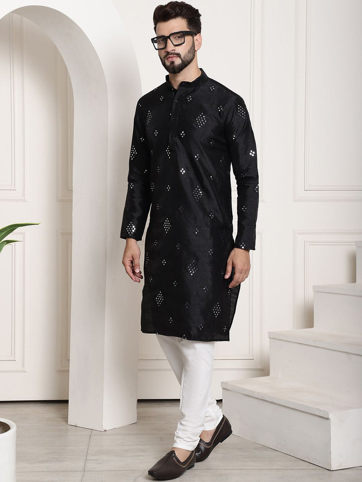 SOJANYA Mandarin Collar Mirror Work Kurta With Trousers