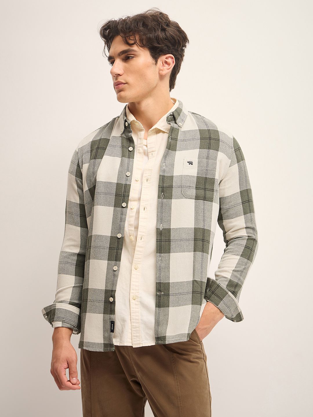 THE BEAR HOUSE Men Slim Fit Tartan Checks Cotton Casual Shirt
