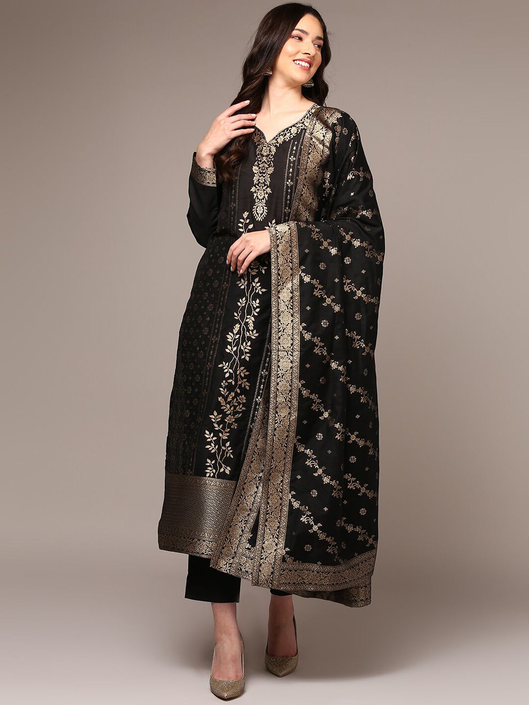 KALINI Sweetheart Neck Ethnic Motifs Regular Kurta with Trousers & With Dupatta