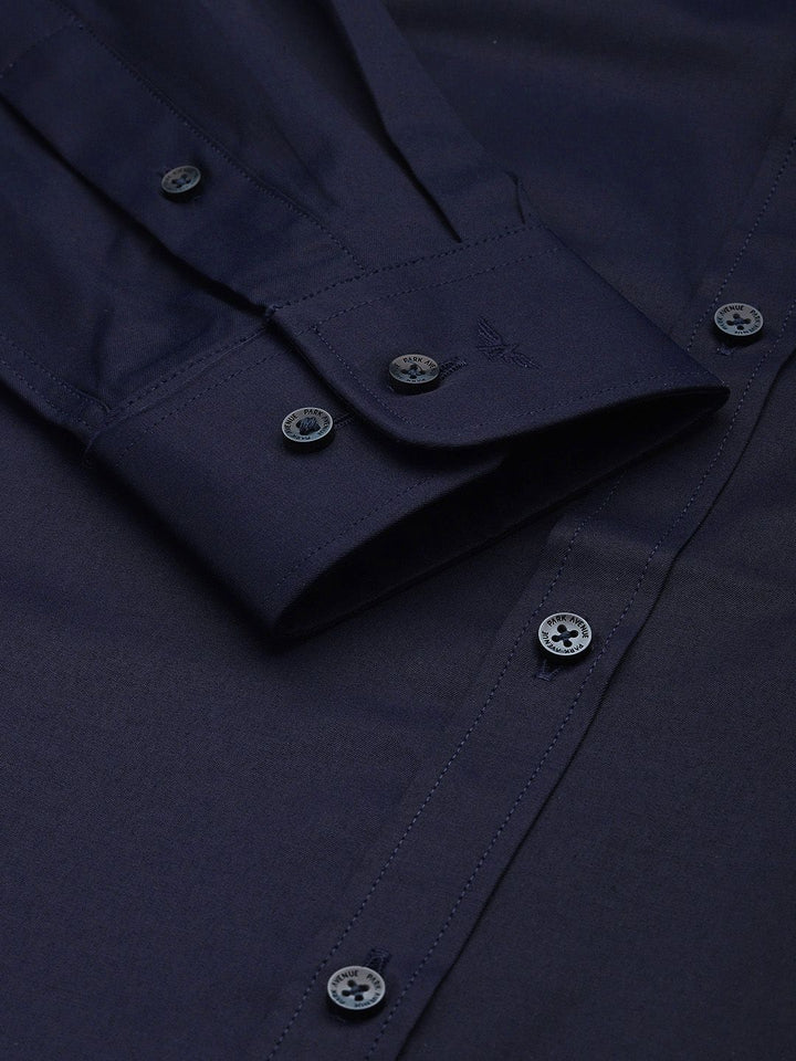 Park Avenue Solid Slim Fit Formal Shirt