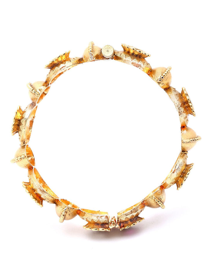KARATCART Set Of 2 Gold-Plated Pink & White Kundan Floral Rajwadi Bangles