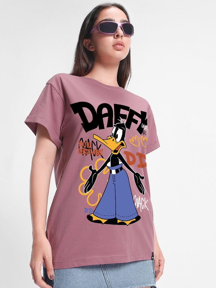 Bewakoof Official Looney Tunes Women's Mauve Daffy Graphic Printed Boyfriend T-Shirt