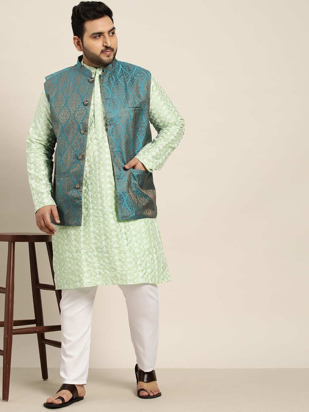 SOJANYA PLUS Men Sea Green Chikankari Embroidered Kurta with Churidar & Nehru Jacket