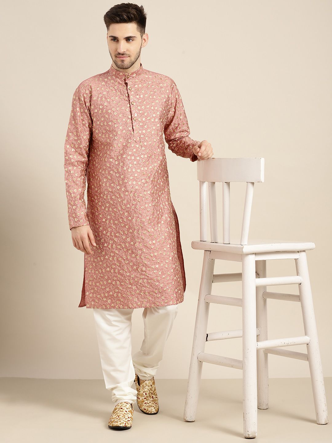 SOJANYA Lelaki Coral & Gold-Toned Floral Kurta