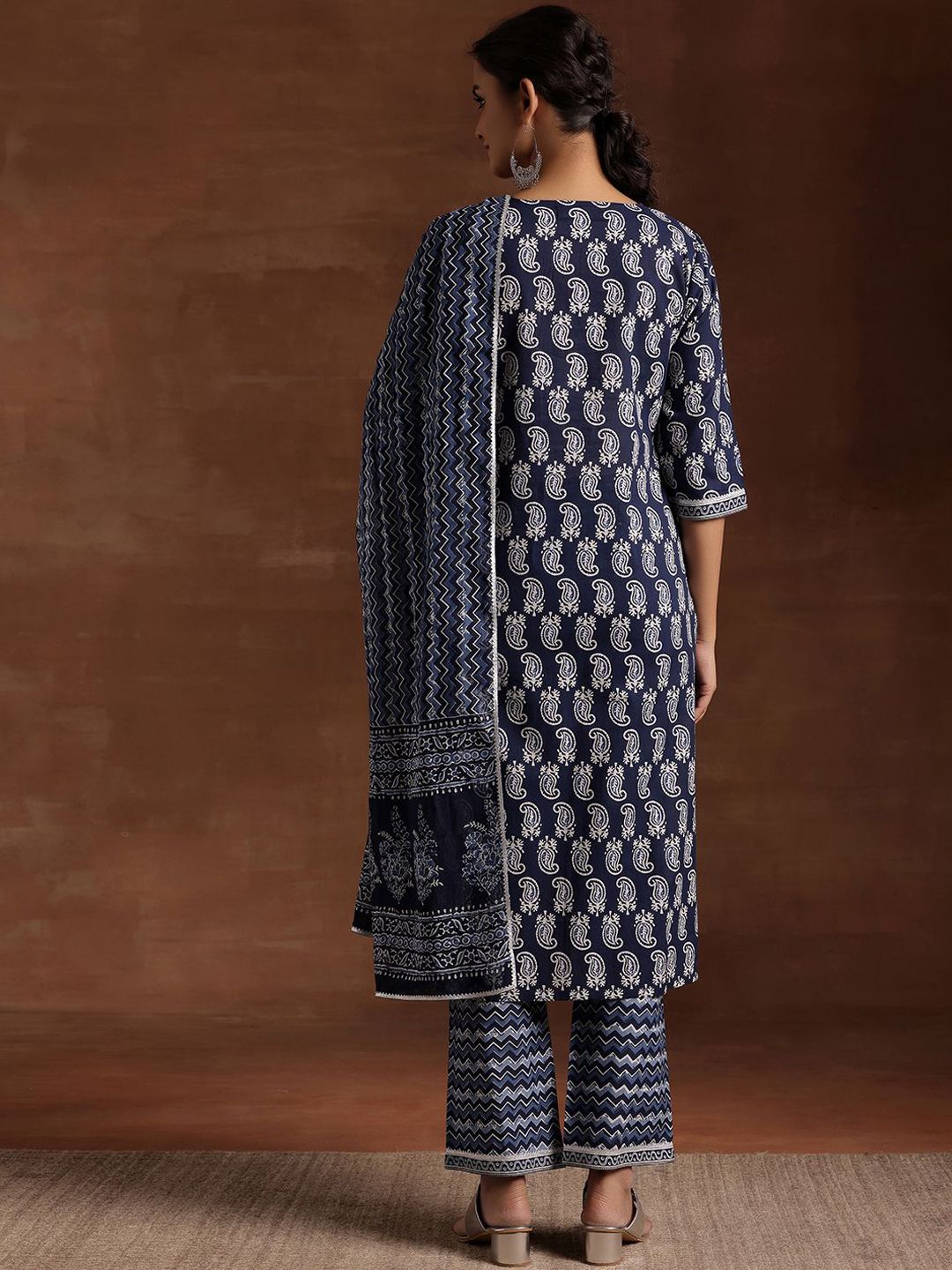 Libas Printed Regular Gotta Patti Pure Cotton Straight Kurta with Trousers & Dupatta