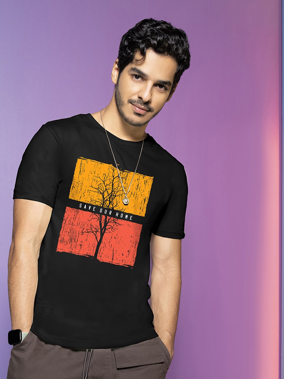 Bewakoof Men Black Printed Round Neck Pure Cotton T-shirt