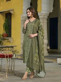 KALINI Floral Printed V-Neck Gotta Patti Straight Kurta With Trousers & Dupatta