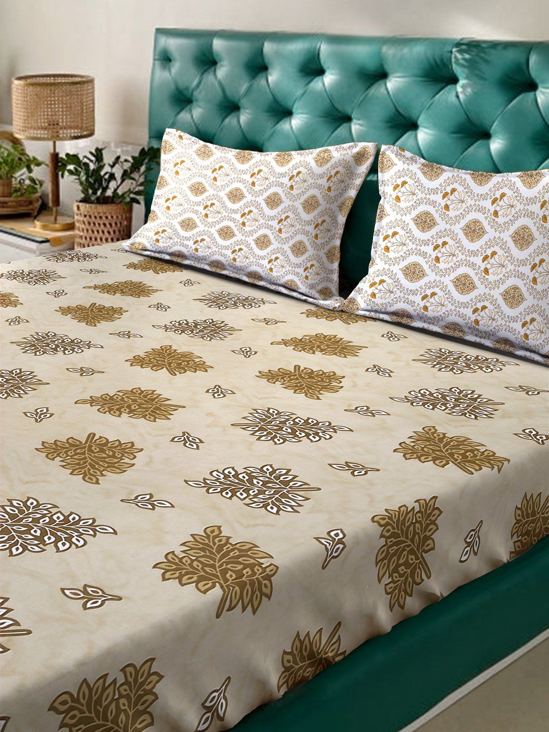 Myntra Elegant Homes Yellow Conversational 400 TC King Cotton Bedsheet & 2 Pillow Covers