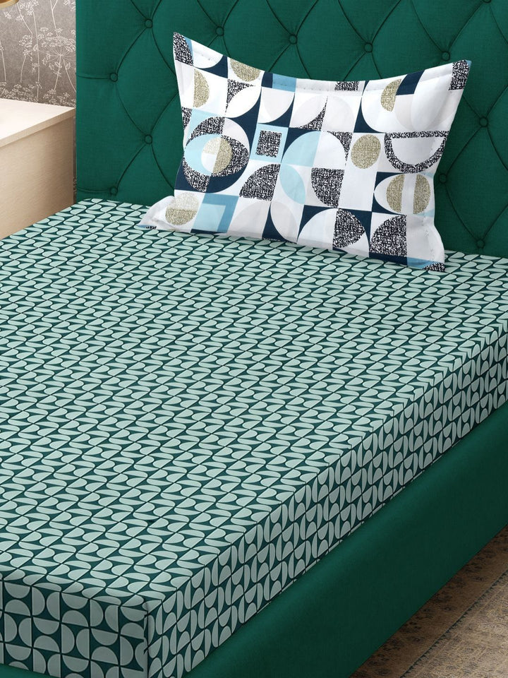 Aura Green & White Geometric Printed Flat 300TC Single Bedsheet With Pillow Cover